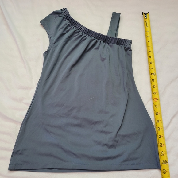 Gray One-Shoulder Top - Picture 6 of 7